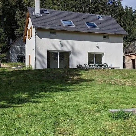 Petite Maison Au Calme Avec Vue Magnifique ! 別荘 ル・シャンボン・シュル・リニョン