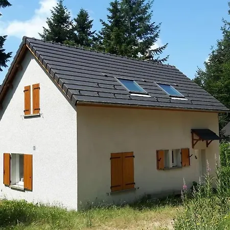 Dom wakacyjny Petite Maison Au Calme Avec Vue Magnifique !