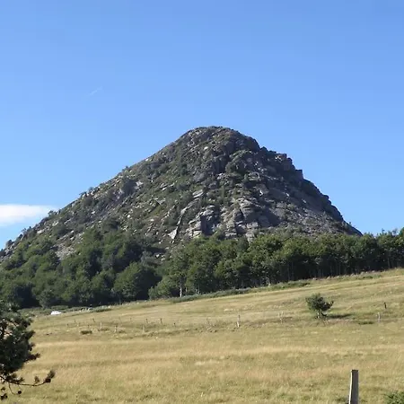 Petite Maison Au Calme Avec Vue Magnifique ! ル・シャンボン・シュル・リニョン